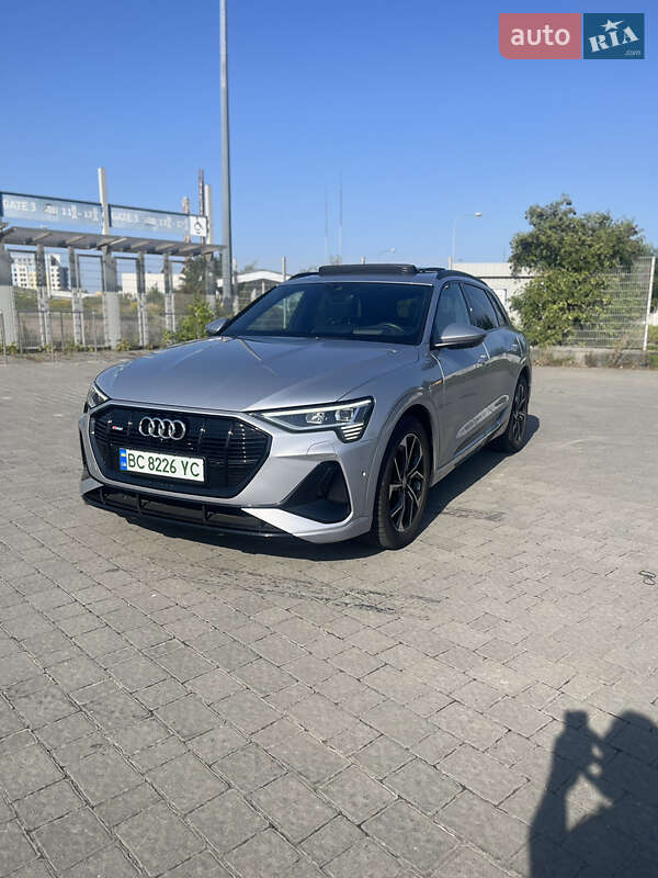 Позашляховик / Кросовер Audi e-tron 2022 в Львові фото 62 Позашляховик / Кросовер Audi e-tron 2022 в Львові