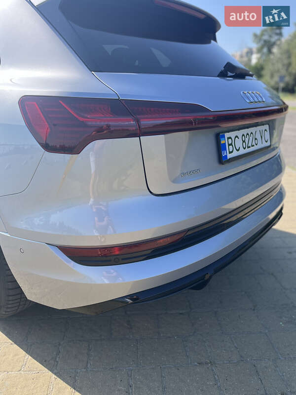 Позашляховик / Кросовер Audi e-tron 2022 в Львові фото 24 Позашляховик / Кросовер Audi e-tron 2022 в Львові