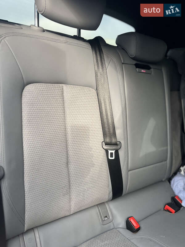 Позашляховик / Кросовер Audi e-tron 2022 в Львові фото 79 Позашляховик / Кросовер Audi e-tron 2022 в Львові