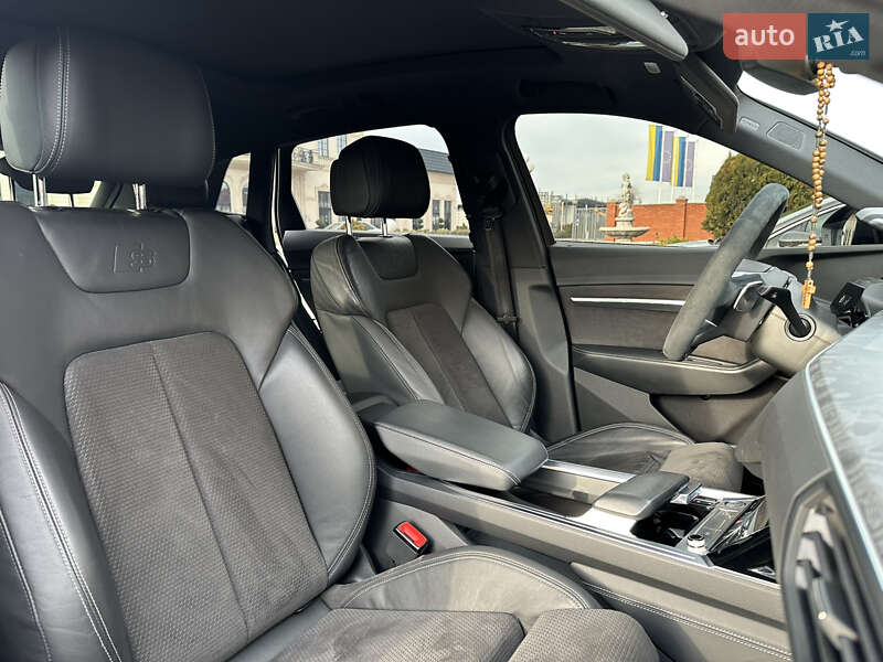 Внедорожник / Кроссовер Audi e-tron 2019 в Мукачево
