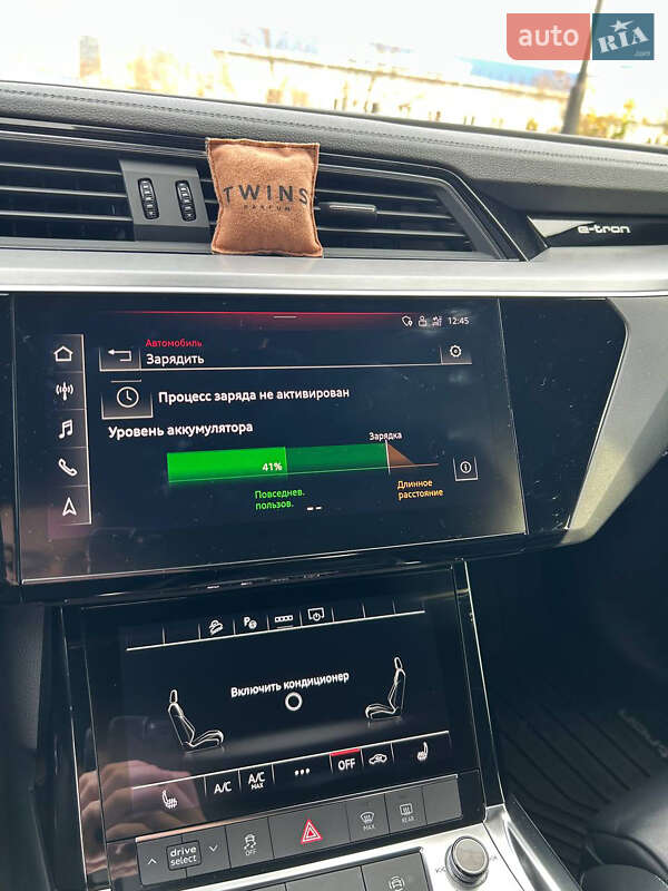 Внедорожник / Кроссовер Audi e-tron 2020 в Киеве