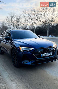 Внедорожник / Кроссовер Audi e-tron 2022 в Одессе