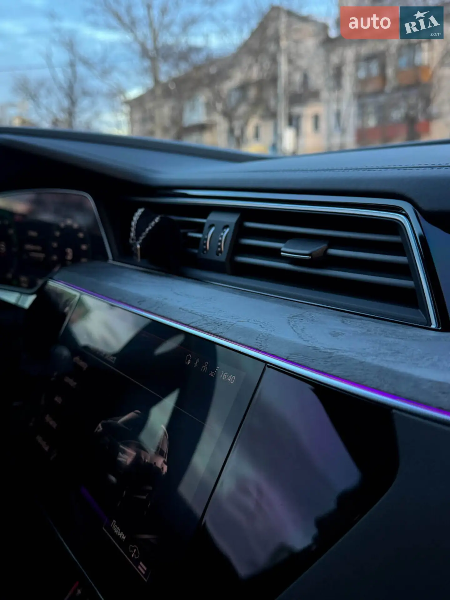 2022 Audi e-tron - мініатюра 32