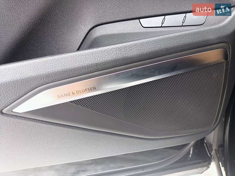 Позашляховик / Кросовер Audi e-tron 2022 в Львові