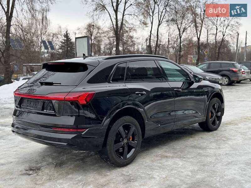 Позашляховик / Кросовер Audi e-tron 2022 в Києві фото 6 Позашляховик / Кросовер Audi e-tron 2022 в Києві