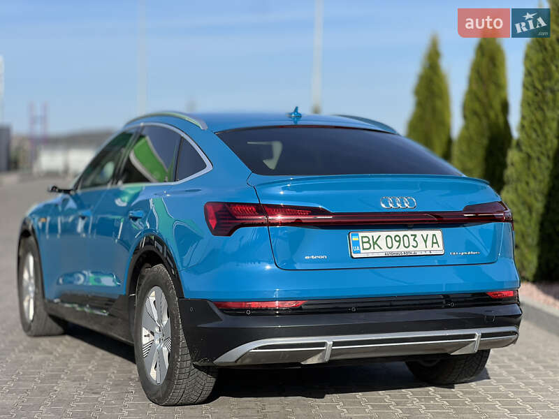 Внедорожник / Кроссовер Audi e-tron 2020 в Львове