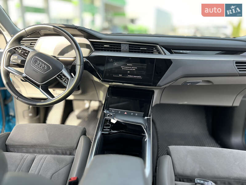 Внедорожник / Кроссовер Audi e-tron 2020 в Львове