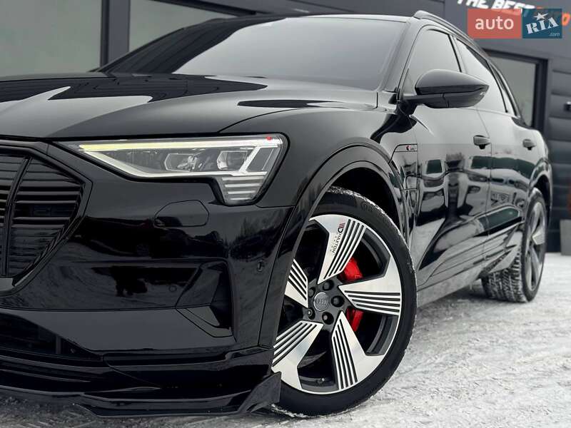 Позашляховик / Кросовер Audi e-tron 2020 в Рівному