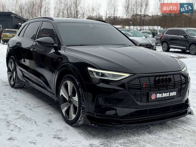Позашляховик / Кросовер Audi e-tron 2020 в Рівному