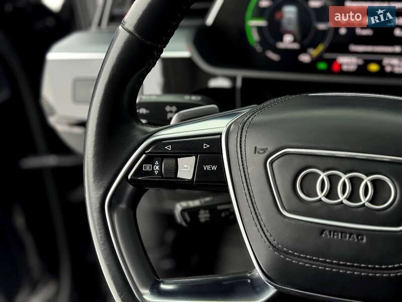 Позашляховик / Кросовер Audi e-tron 2020 в Рівному