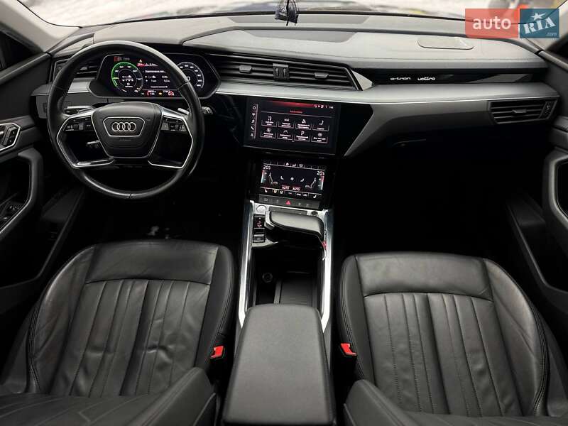 Позашляховик / Кросовер Audi e-tron 2020 в Рівному