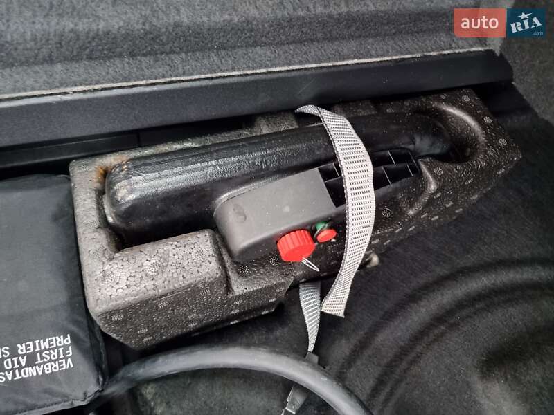 Позашляховик / Кросовер Audi e-tron 2020 в Радивиліві