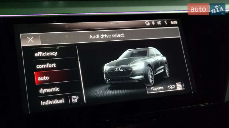 Внедорожник / Кроссовер Audi e-tron 2019 в Киеве