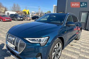 Позашляховик / Кросовер Audi e-tron 2019 в Ужгороді