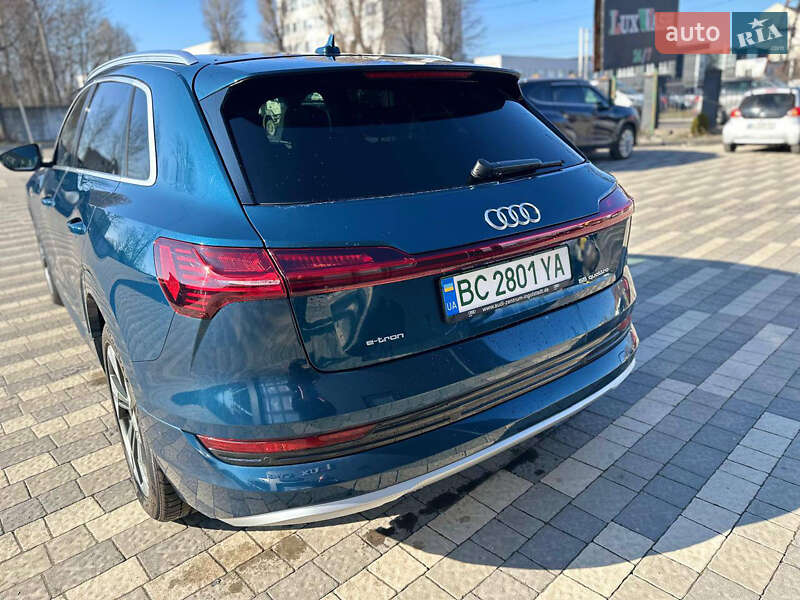 Внедорожник / Кроссовер Audi e-tron 2019 в Ужгороде