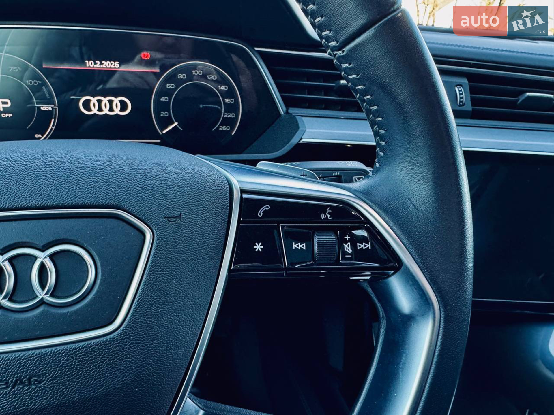 2019 Audi e-tron - мініатюра 24