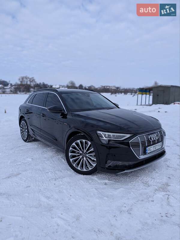 Внедорожник / Кроссовер Audi e-tron 2020 в Нововолынске