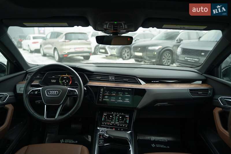Позашляховик / Кросовер Audi e-tron 2022 в Чернівцях фото 27 Позашляховик / Кросовер Audi e-tron 2022 в Чернівцях