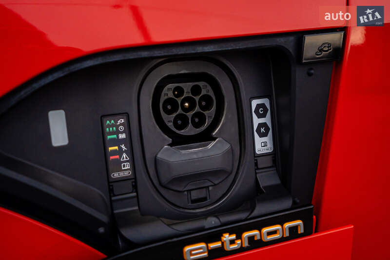 Внедорожник / Кроссовер Audi e-tron 2021 в Луцке