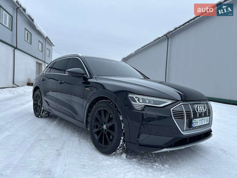 Позашляховик / Кросовер Audi e-tron 2020 в Вінниці фото 9 Позашляховик / Кросовер Audi e-tron 2020 в Вінниці