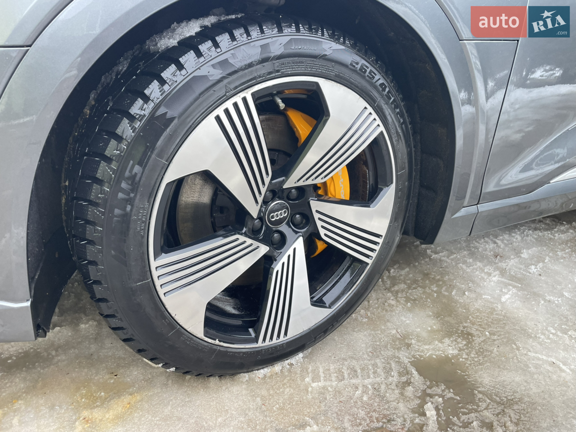 2019 Audi e-tron - мініатюра 11