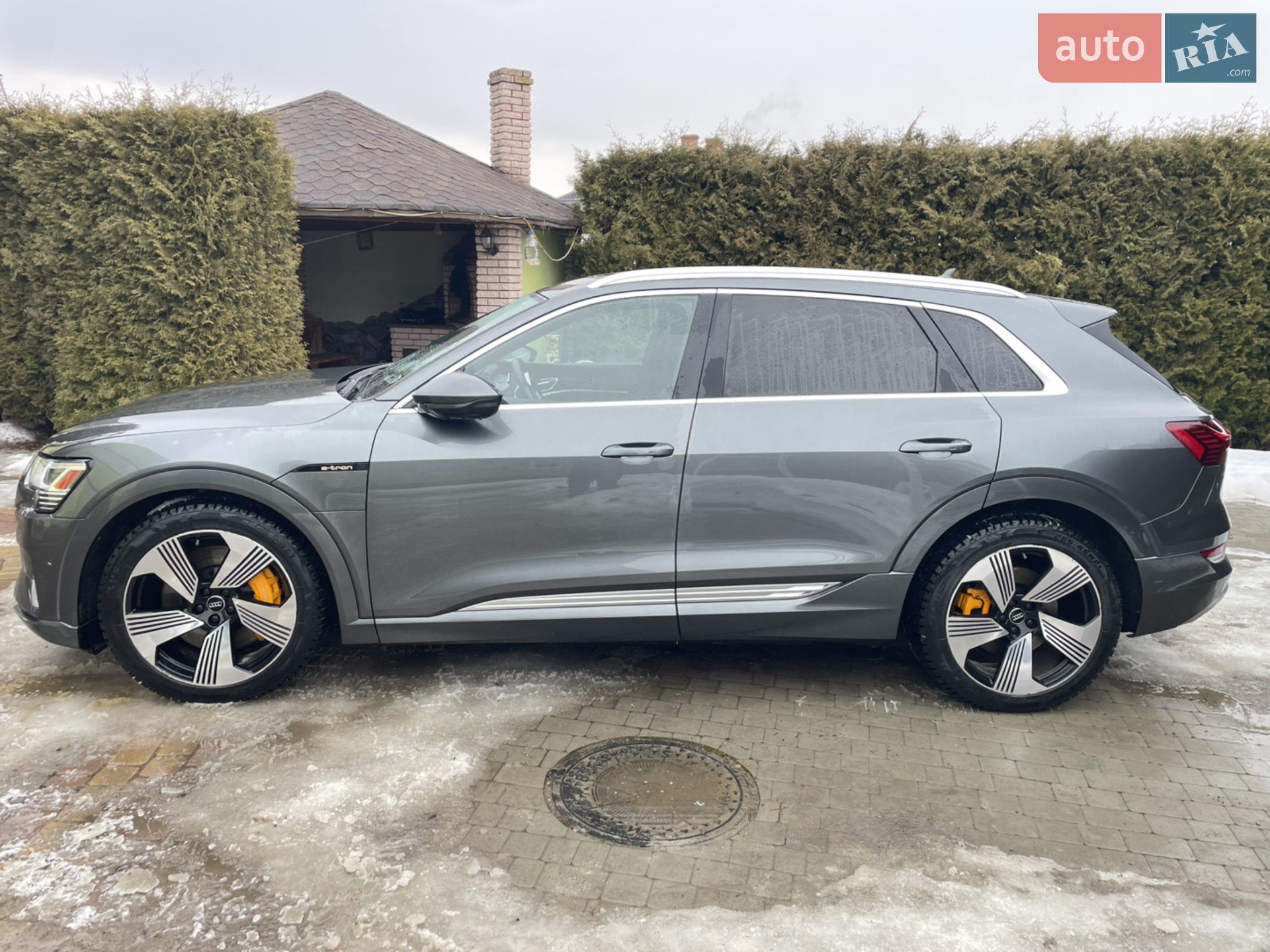 2019 Audi e-tron - мініатюра 10