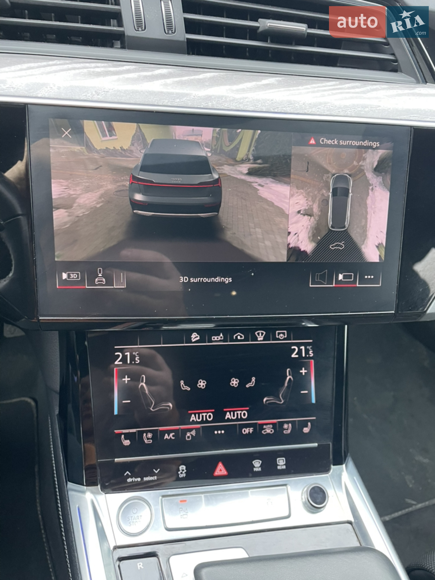 2019 Audi e-tron - мініатюра 25