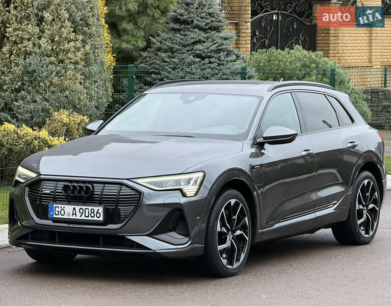 Позашляховик / Кросовер Audi e-tron 2021 в Рівному фото 18 Позашляховик / Кросовер Audi e-tron 2021 в Рівному