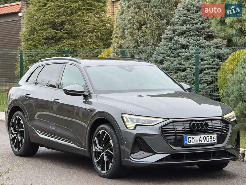 Позашляховик / Кросовер Audi e-tron 2021 в Рівному фото 129 Позашляховик / Кросовер Audi e-tron 2021 в Рівному