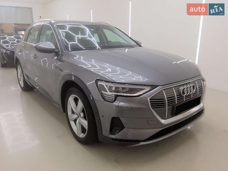 Внедорожник / Кроссовер Audi e-tron 2020 в Житомире фото 2 Внедорожник / Кроссовер Audi e-tron 2020 в Житомире