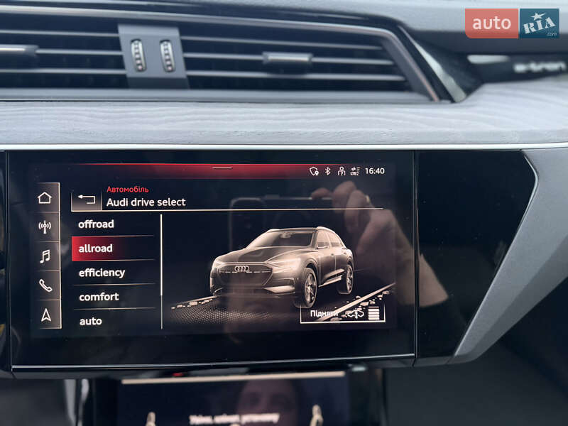 Внедорожник / Кроссовер Audi e-tron 2020 в Львове фото 43 Внедорожник / Кроссовер Audi e-tron 2020 в Львове