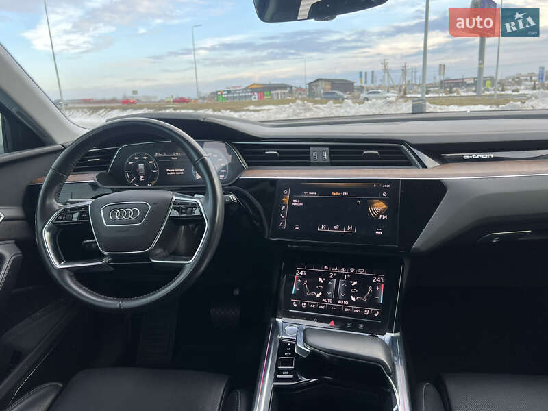Внедорожник / Кроссовер Audi e-tron 2019 в Львове