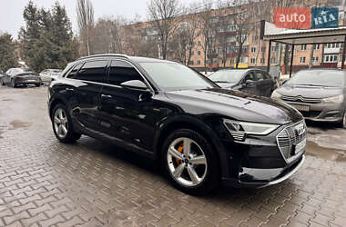 Внедорожник / Кроссовер Audi e-tron 2022 в Хмельницком