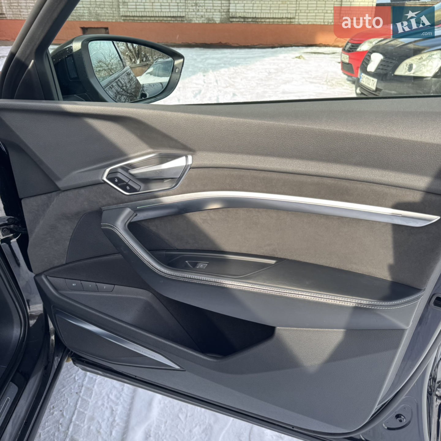 2019 Audi e-tron - мініатюра 9