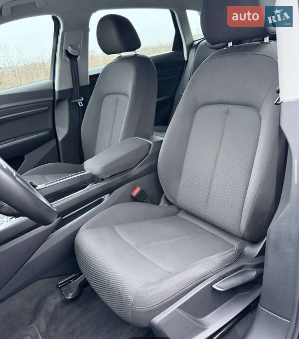 Внедорожник / Кроссовер Audi e-tron 2020 в Киеве