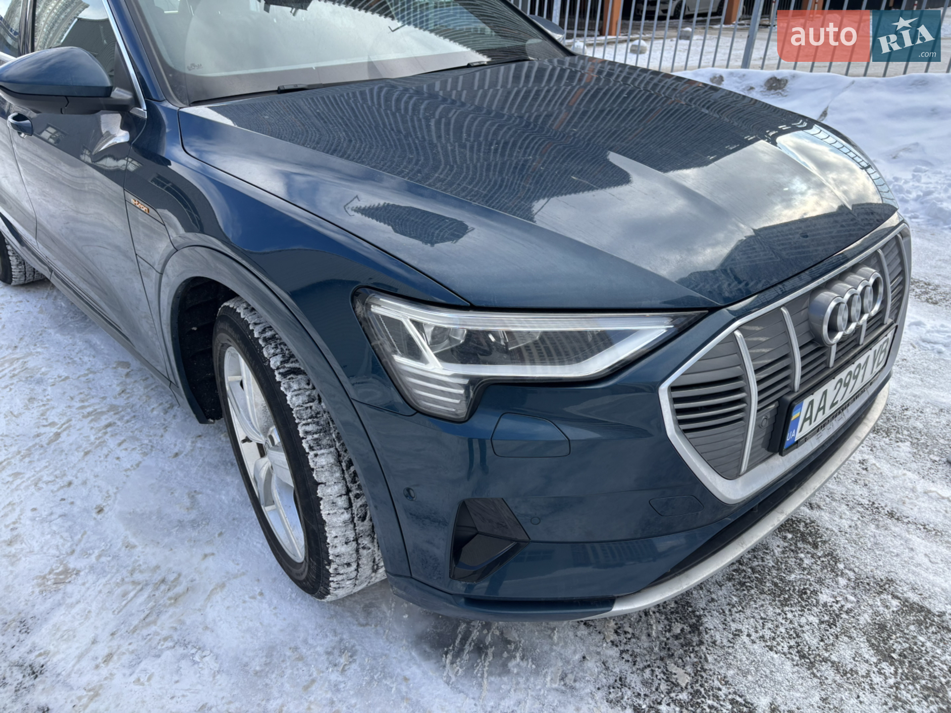 2020 Audi e-tron - мініатюра 10