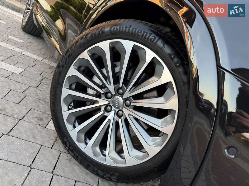 Позашляховик / Кросовер Audi e-tron 2019 в Трускавці фото 13 Позашляховик / Кросовер Audi e-tron 2019 в Трускавці