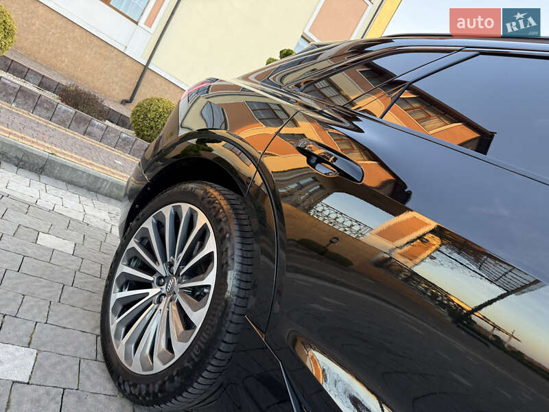 Позашляховик / Кросовер Audi e-tron 2019 в Трускавці фото 17 Позашляховик / Кросовер Audi e-tron 2019 в Трускавці