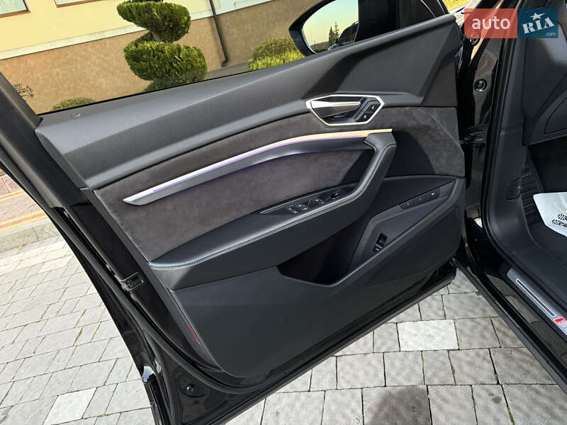 Позашляховик / Кросовер Audi e-tron 2019 в Трускавці фото 60 Позашляховик / Кросовер Audi e-tron 2019 в Трускавці