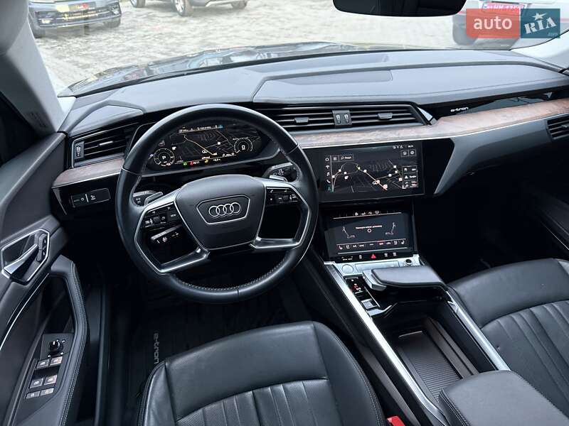 Внедорожник / Кроссовер Audi e-tron 2019 в Ужгороде фото 28 Внедорожник / Кроссовер Audi e-tron 2019 в Ужгороде