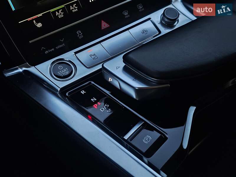 Внедорожник / Кроссовер Audi e-tron 2021 в Киеве фото 44 Внедорожник / Кроссовер Audi e-tron 2021 в Киеве
