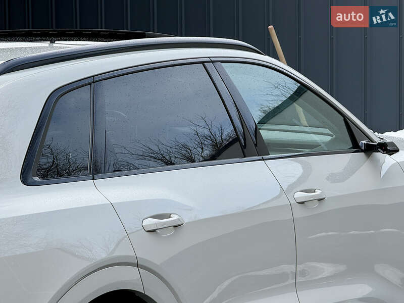 Внедорожник / Кроссовер Audi e-tron 2018 в Ровно фото 40 Внедорожник / Кроссовер Audi e-tron 2018 в Ровно