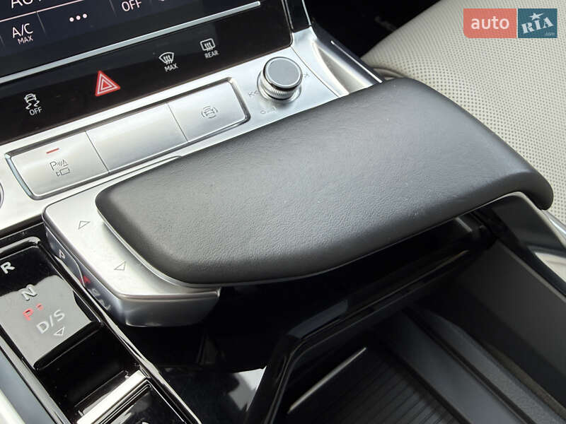 Внедорожник / Кроссовер Audi e-tron 2018 в Ровно фото 50 Внедорожник / Кроссовер Audi e-tron 2018 в Ровно