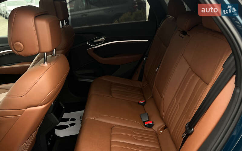 Внедорожник / Кроссовер Audi e-tron 2019 в Мукачево