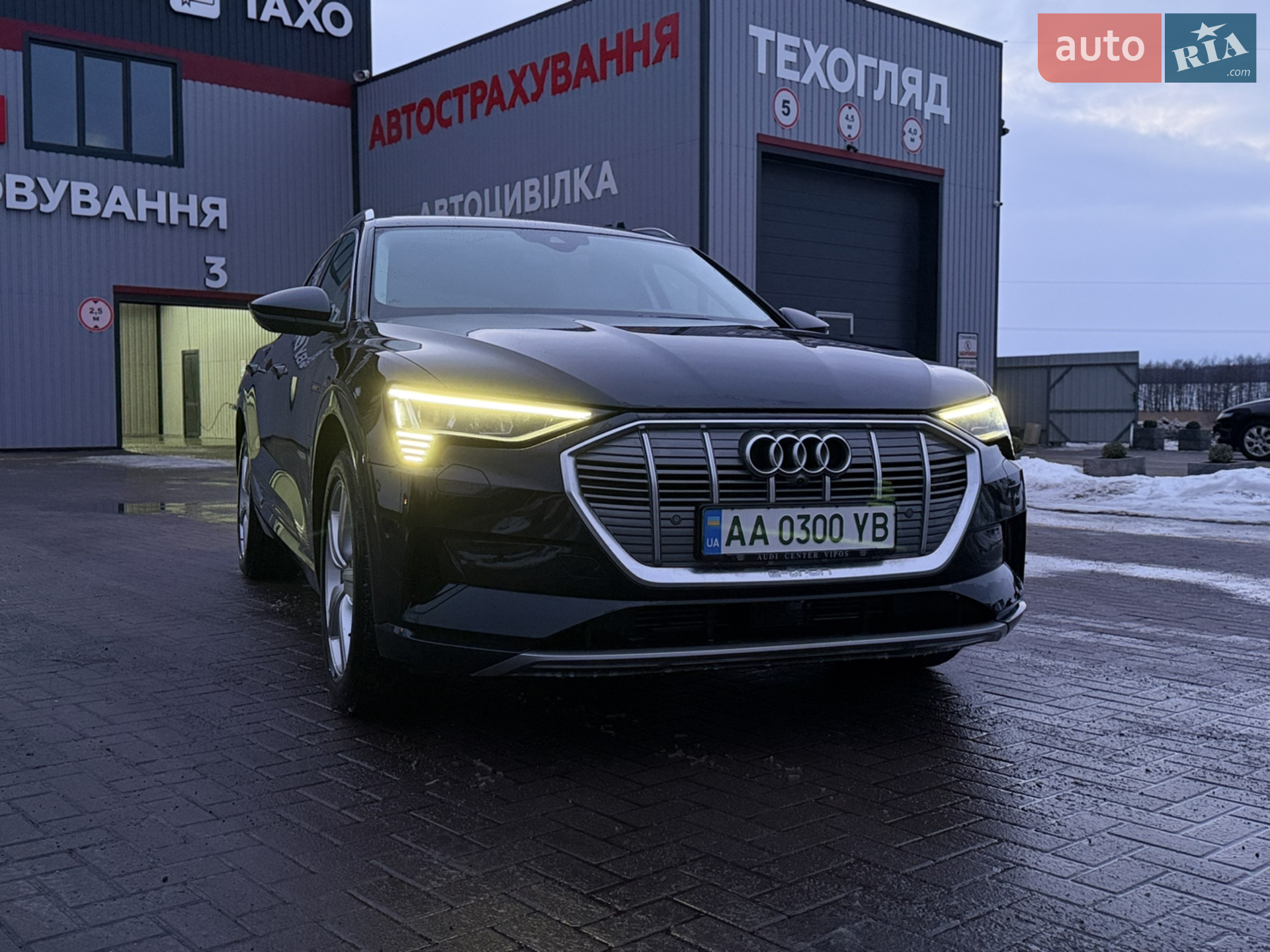 2019 Audi e-tron - мініатюра 10