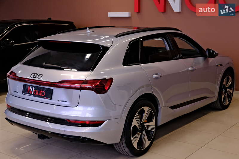 Внедорожник / Кроссовер Audi e-tron 2022 в Одессе