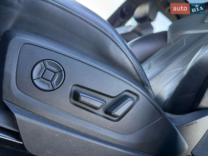 Позашляховик / Кросовер Audi e-tron 2018 в Трускавці фото 61 Позашляховик / Кросовер Audi e-tron 2018 в Трускавці