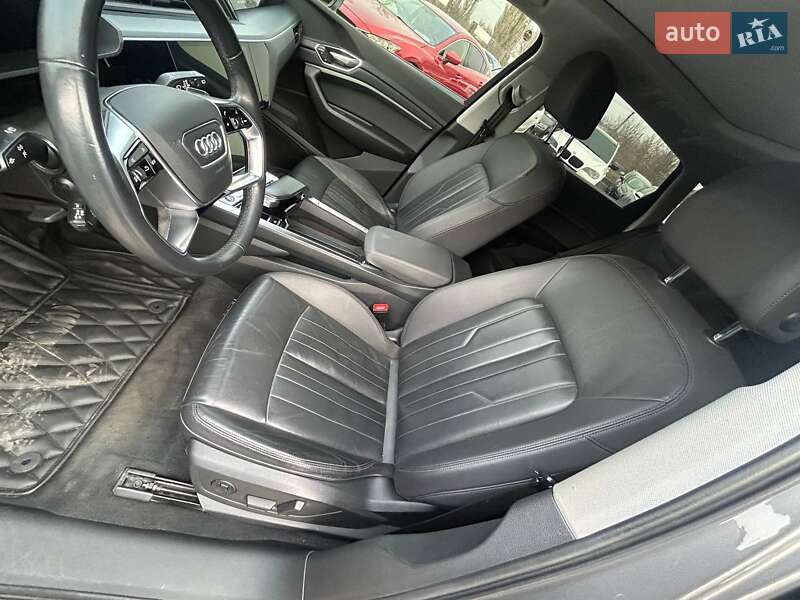 Позашляховик / Кросовер Audi e-tron 2020 в Одесі