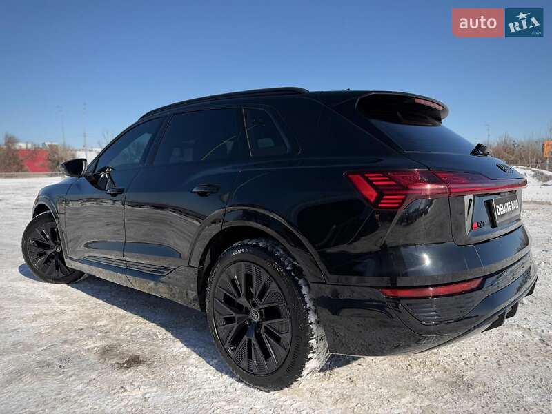 Внедорожник / Кроссовер Audi e-tron 2023 в Киеве фото 22 Внедорожник / Кроссовер Audi e-tron 2023 в Киеве