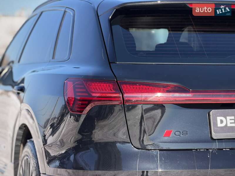 Внедорожник / Кроссовер Audi e-tron 2023 в Киеве фото 50 Внедорожник / Кроссовер Audi e-tron 2023 в Киеве